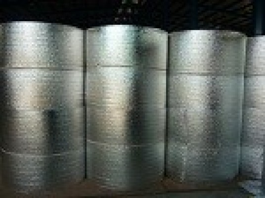 CUỘN XỐP TRẮNG CÓ TRÁNG BẠC CÁCH NHIỆT
