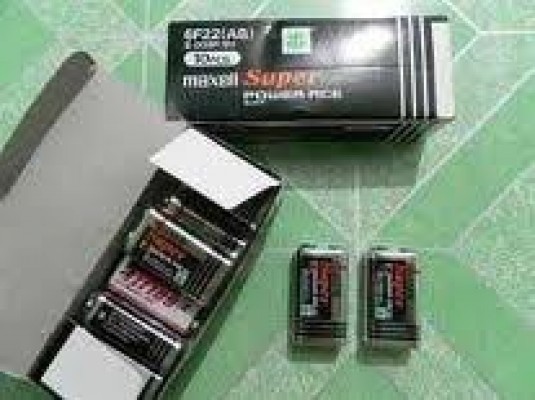 Pin Maxell 9V