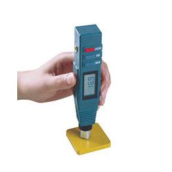 MÁY KIỂM TRA ĐỘ CỨNG TH200 CÔNG TY CỔ PHẦN MẮT VÀNG